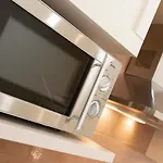 Apartment Live Like A Local - 3 Cities & 2 King Bed By 360 Estates