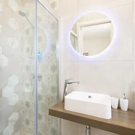 Live Like A Local - 3 Cities & 2 King Bed By 360 Estates Apartmán *