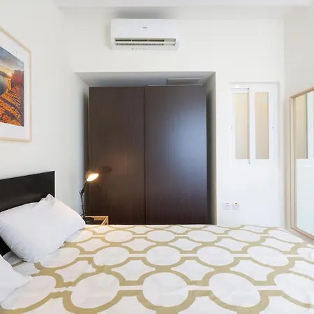 Apartment Live Like A Local - 3 Cities & 2 King Bed By 360 Estates